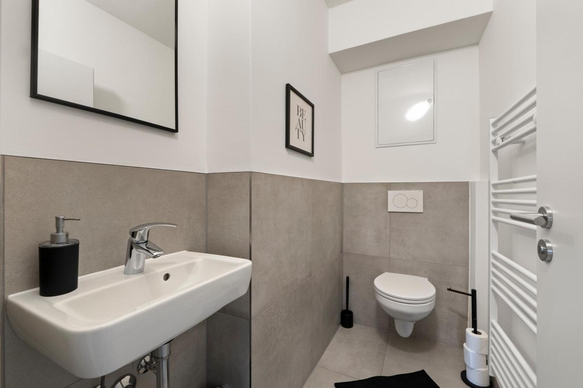 *Top* Moderne Wohnung - Naehe Koeln: Dom, Messe, Flughafen, Lanxess-Arena Bergisch Gladbach Dış mekan fotoğraf